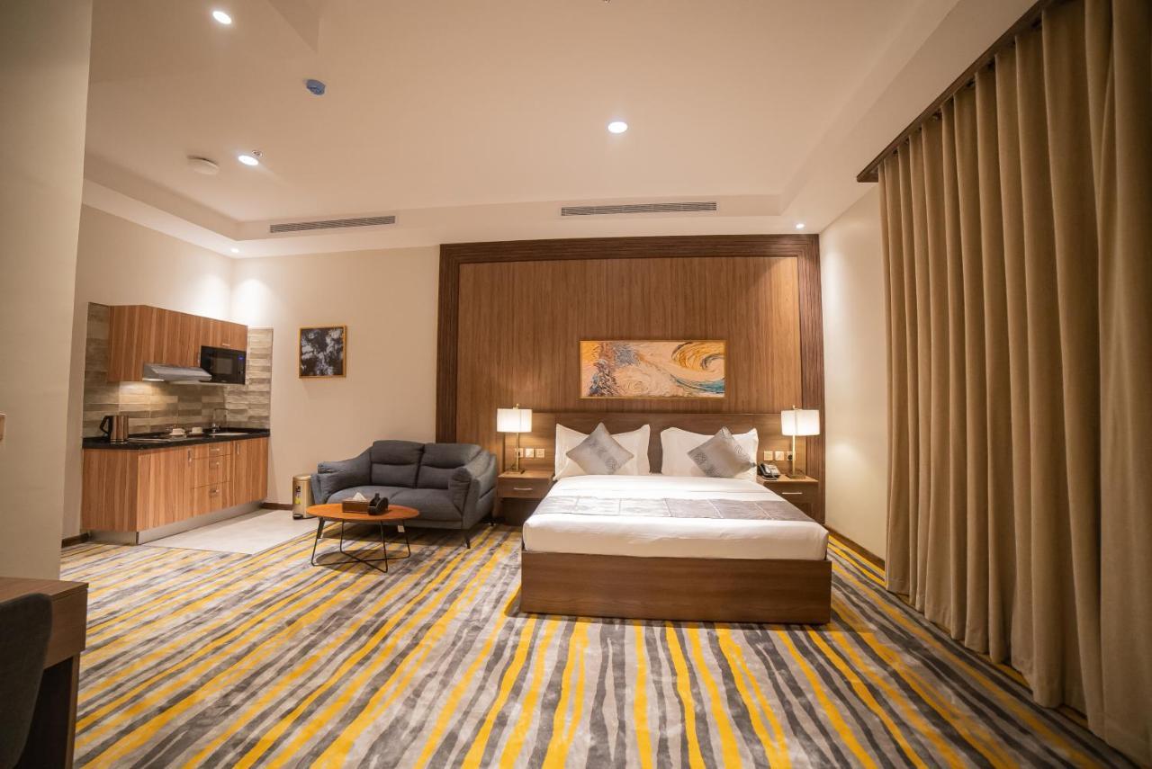 Diyar Home Hotel Baljurashi Exterior photo
